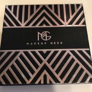 Makeupgeek (manny Mua)